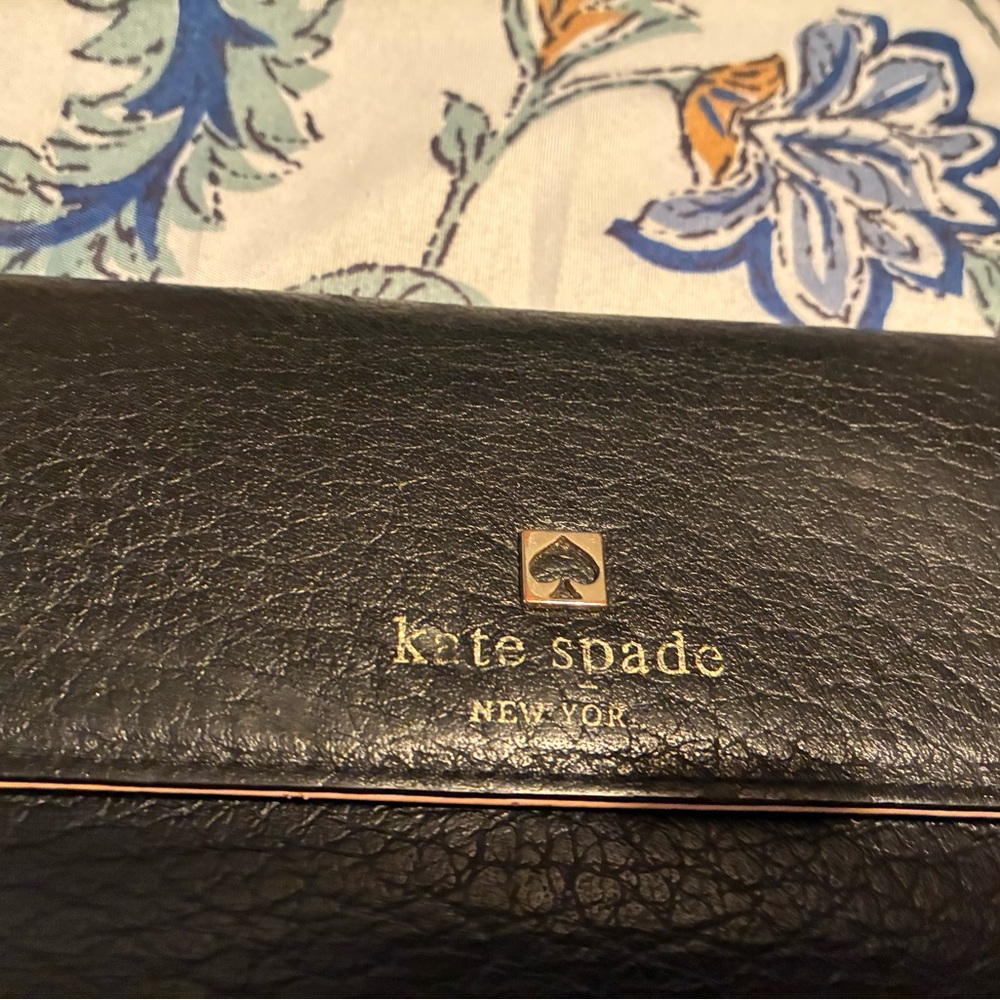Kate Spade Black Textured Wallet